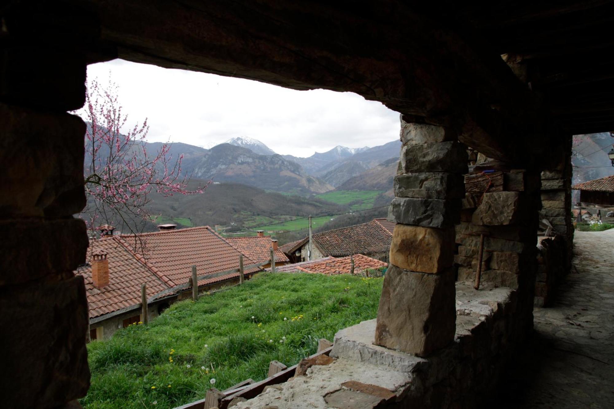 Apartamentos Rurales El Collain De Campiellos Esterno foto
