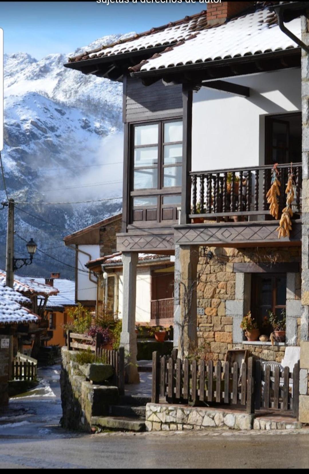 Apartamentos Rurales El Collain De Campiellos Esterno foto